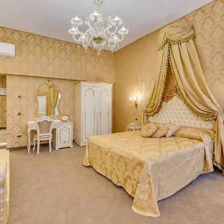 Residenza Veneziana Bed & Breakfast 2*