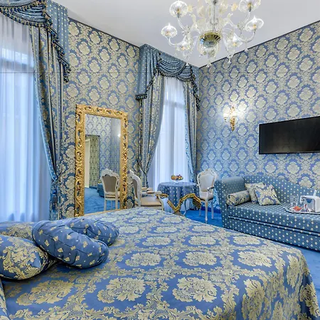 Bed & Breakfast Residenza Veneziana 4*
