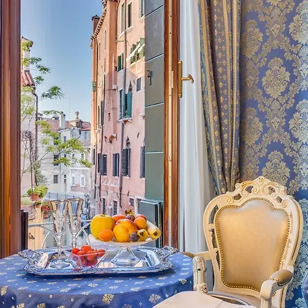 Bed & Breakfast Residenza Veneziana Venice