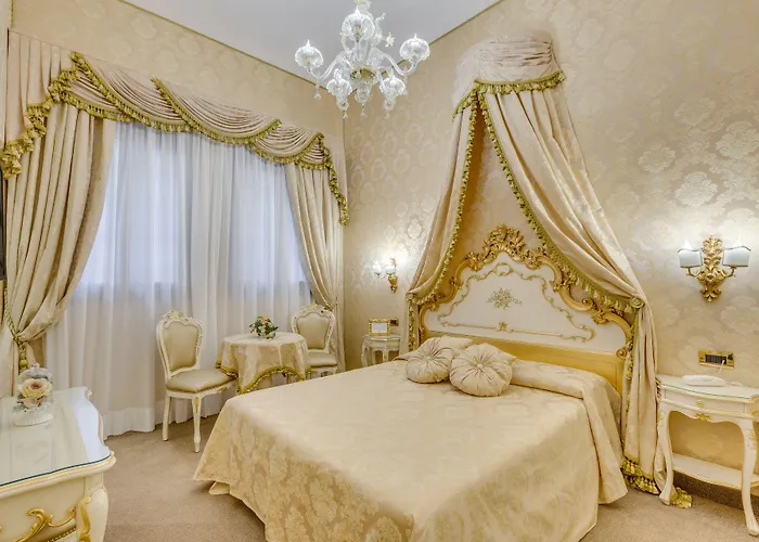 Residenza Veneziana Bed and breakfast 4*